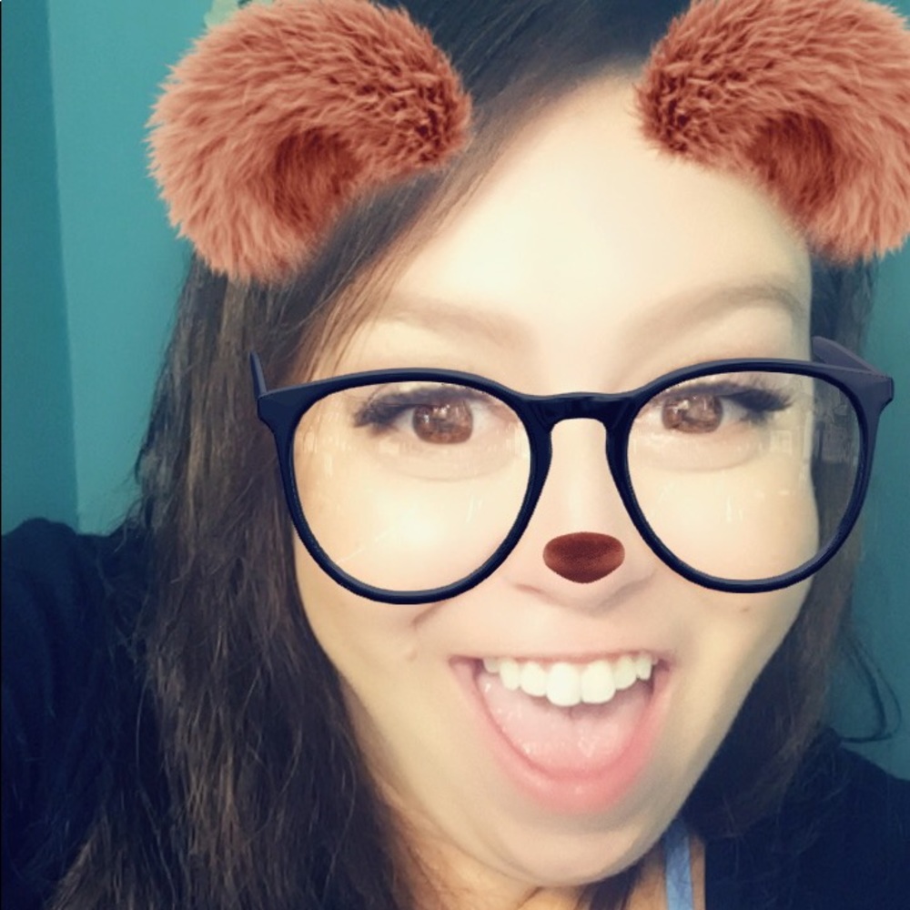 Meet your Posher, Alaina